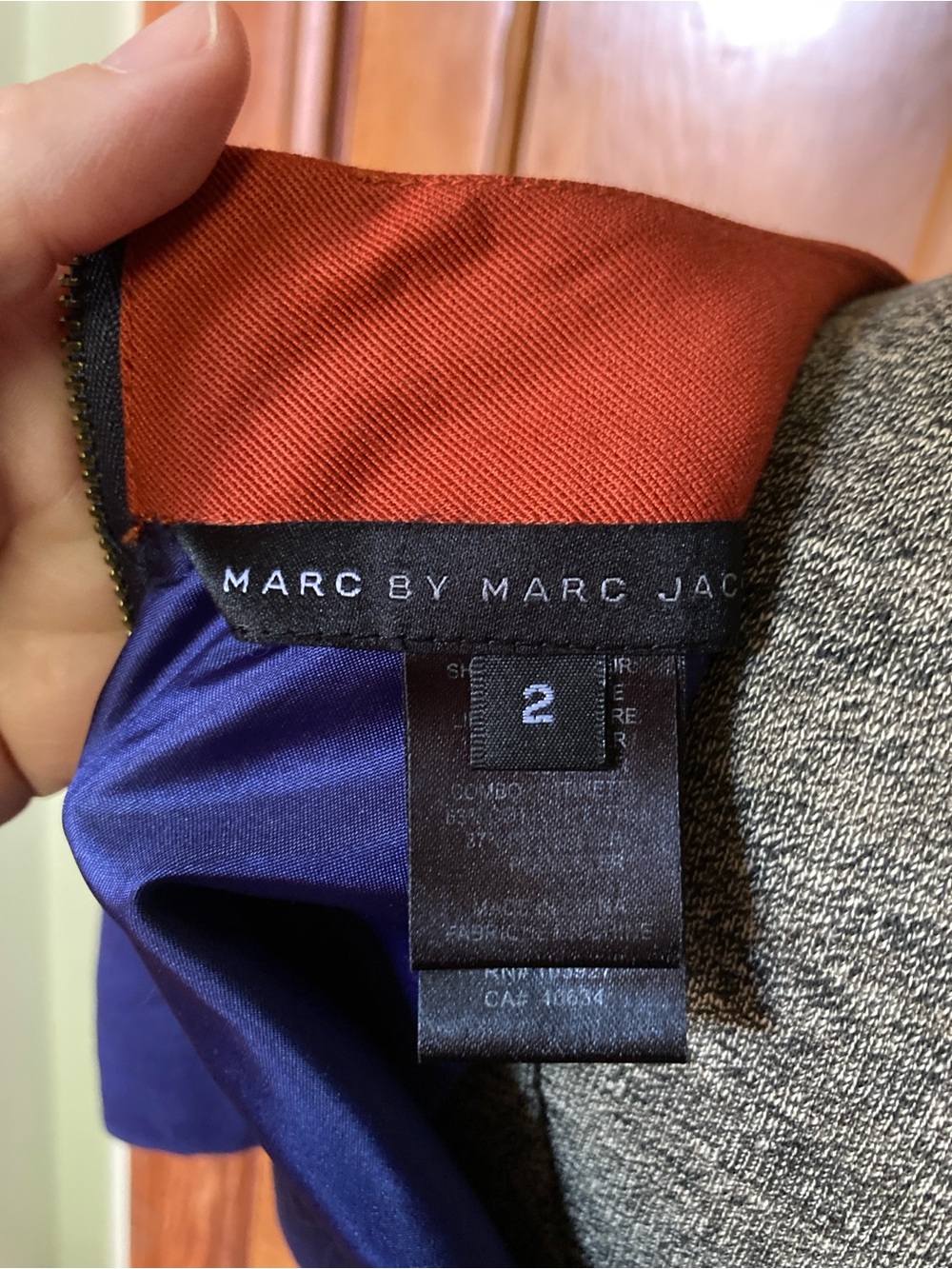 Marc Jacobs silk two-tone shift dress size 2 - Picture 2 of 5